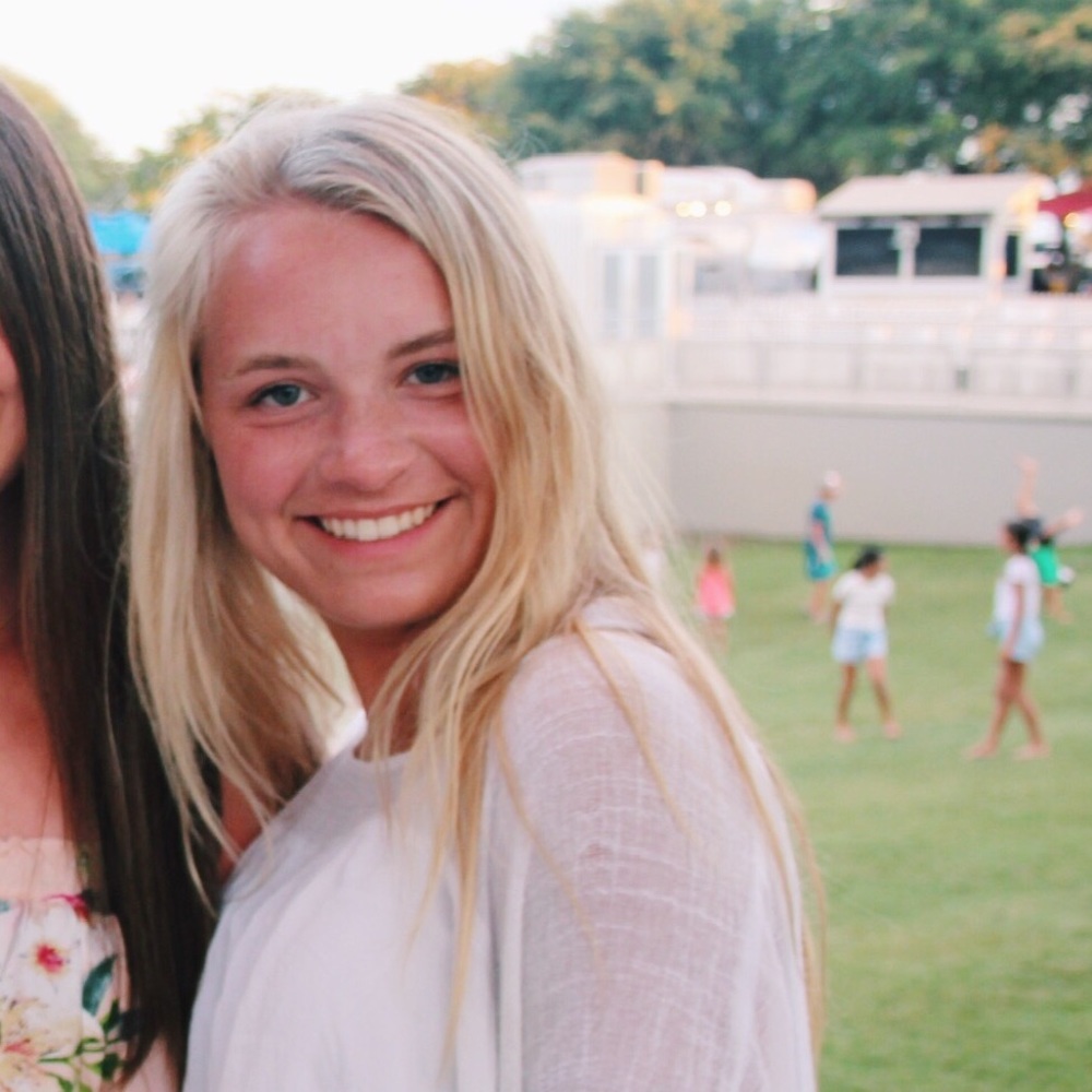 Meet your Posher, Reagan